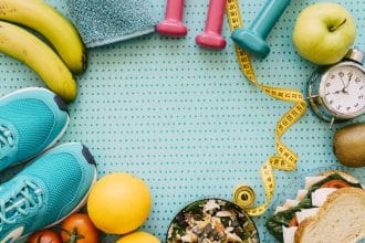 fitness-elements-with-space-middle